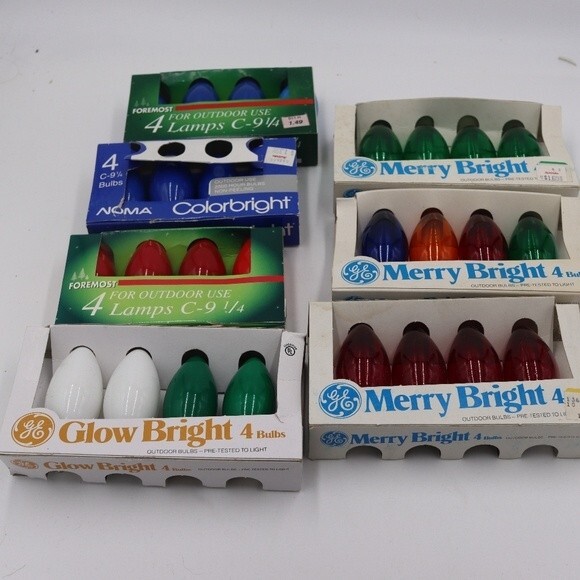 Lot of C9 1/4 Christmas Bulbs Colorful Red Green Blue White Opaque Transparent - Picture 1 of 13
